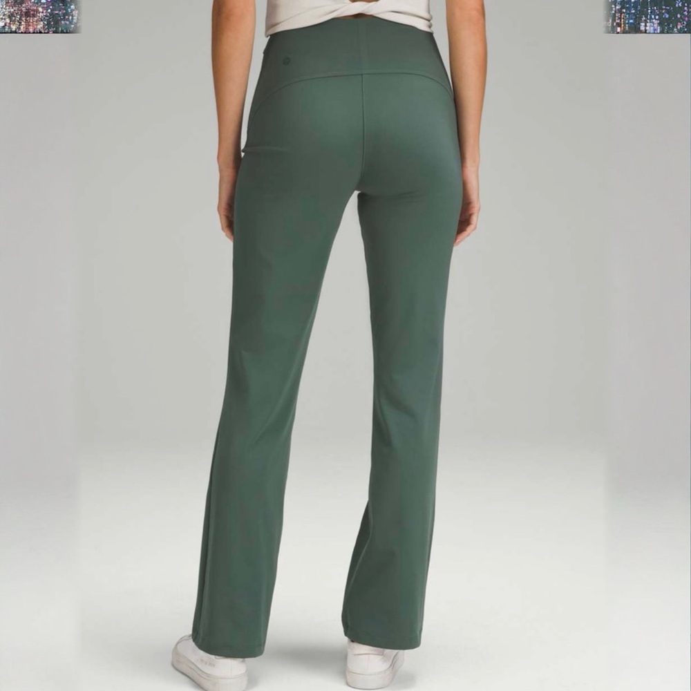 lululemon SOLD OUT Smooth Fit Pull-On Straight Leg Pants SZ 4 in Dark Forrest - Picture 2 of 5